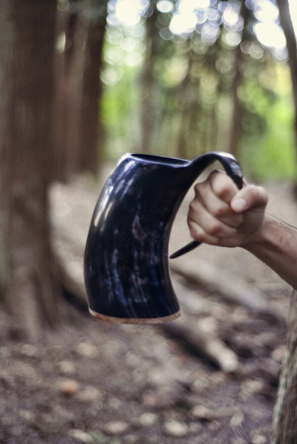 Horn Mugs - Image 2